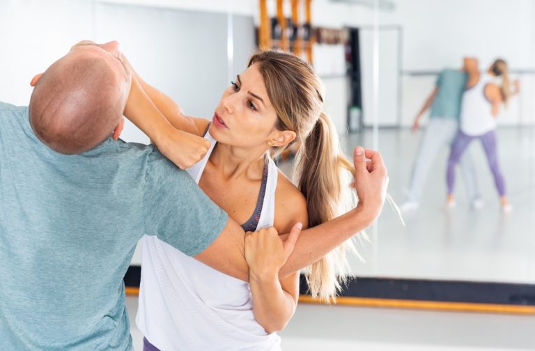 Maîtriser Techniques base krav maga